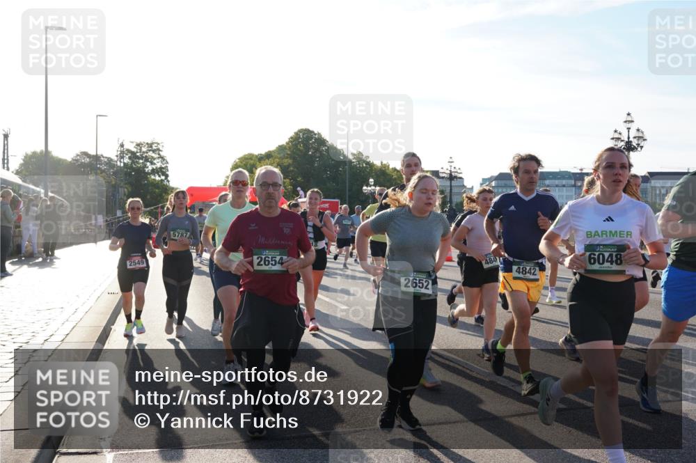07.09.2025 - BARMER Alsterlauf Yannick Fuchs http://msf.ph/oto/8731922 07.09.2025 09:02:39 Laufen 2549, 5787, 2654, 4424, 2652, 484, 4842, 6048 meine-sportfotos.de