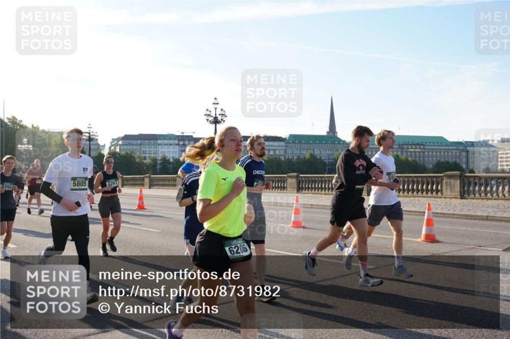 07.09.2025 - BARMER Alsterlauf Yannick Fuchs http://msf.ph/oto/8731982 07.09.2025 09:02:49 Laufen 2263, 5805, 3267, 6206, 24, 59 meine-sportfotos.de