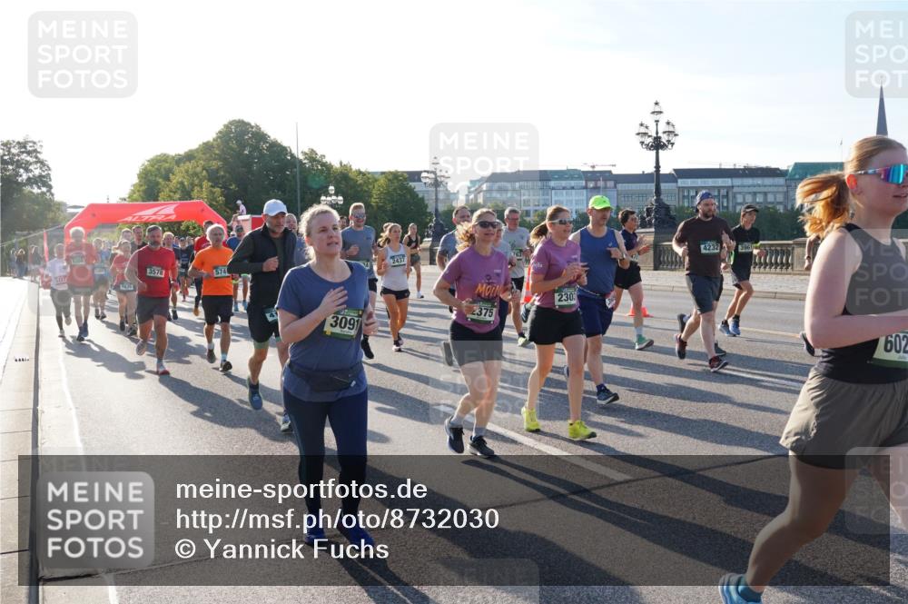 07.09.2025 - BARMER Alsterlauf Yannick Fuchs http://msf.ph/oto/8732030 07.09.2025 09:02:54 Laufen 5117, 5359, 3578, 574, 3091, 2437, 2375, 2303, 4232, 3961, 602 meine-sportfotos.de