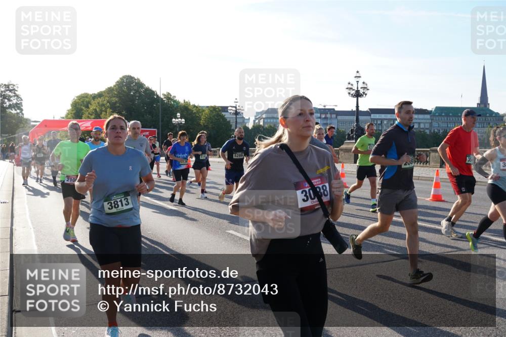 07.09.2025 - BARMER Alsterlauf Yannick Fuchs http://msf.ph/oto/8732043 07.09.2025 09:03:03 Laufen 210, 3813, 126, 519, 5289, 3038, 831, 356, 3 meine-sportfotos.de