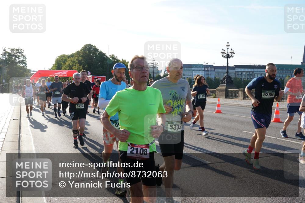 07.09.2025 - BARMER Alsterlauf Yannick Fuchs http://msf.ph/oto/8732063 07.09.2025 09:03:05 Laufen 4441, 3661, 8111, 5752, 5199, 5289, 2108, 5333, 2568 meine-sportfotos.de
