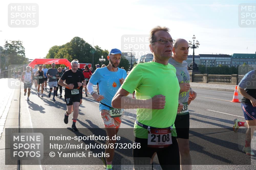 07.09.2025 - BARMER Alsterlauf Yannick Fuchs http://msf.ph/oto/8732066 07.09.2025 09:03:05 Laufen 3661, 8111, 5752, 5031, 36, 2108, 33 meine-sportfotos.de