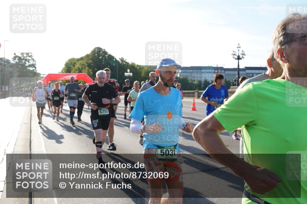 07.09.2025 - BARMER Alsterlauf Yannick Fuchs http://msf.ph/oto/8732069 07.09.2025 09:03:06 Laufen 5752, 5037 meine-sportfotos.de