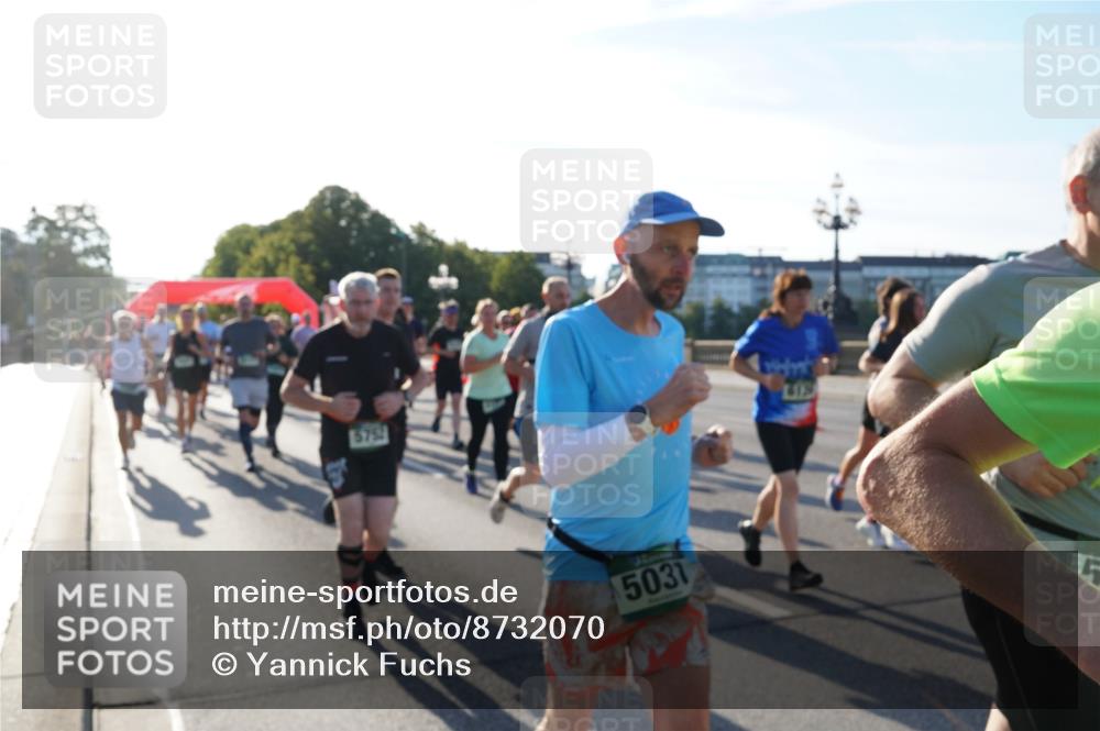 07.09.2025 - BARMER Alsterlauf Yannick Fuchs http://msf.ph/oto/8732070 07.09.2025 09:03:06 Laufen 5759, 5031, 5 meine-sportfotos.de
