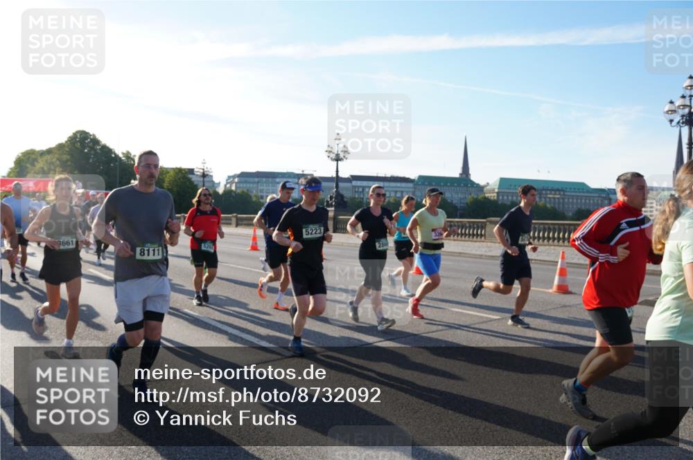 07.09.2025 - BARMER Alsterlauf Yannick Fuchs http://msf.ph/oto/8732092 07.09.2025 09:03:08 Laufen 3661, 8111, 526, 5223, 2860 meine-sportfotos.de