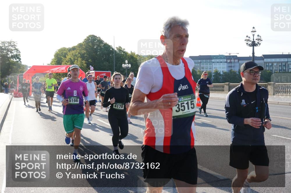 07.09.2025 - BARMER Alsterlauf Yannick Fuchs http://msf.ph/oto/8732162 07.09.2025 09:03:18 Laufen 5166, 2588, 4178, 4444, 45, 136, 3515 meine-sportfotos.de