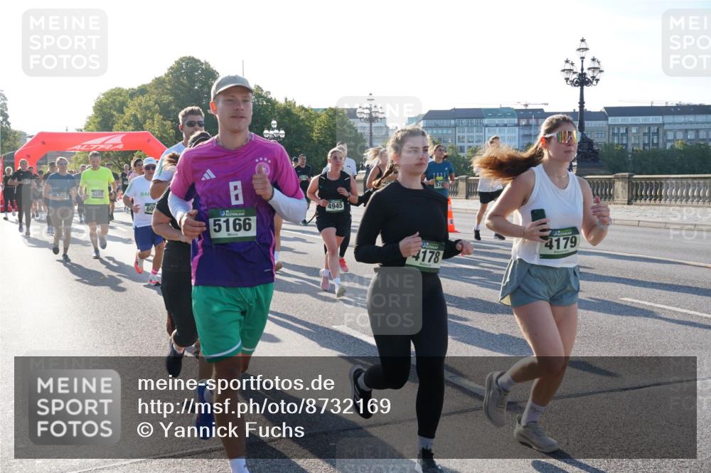 07.09.2025 - BARMER Alsterlauf Yannick Fuchs http://msf.ph/oto/8732169 07.09.2025 09:03:19 Laufen 4203, 60, 5166, 335, 4945, 570, 4178, 4179 meine-sportfotos.de