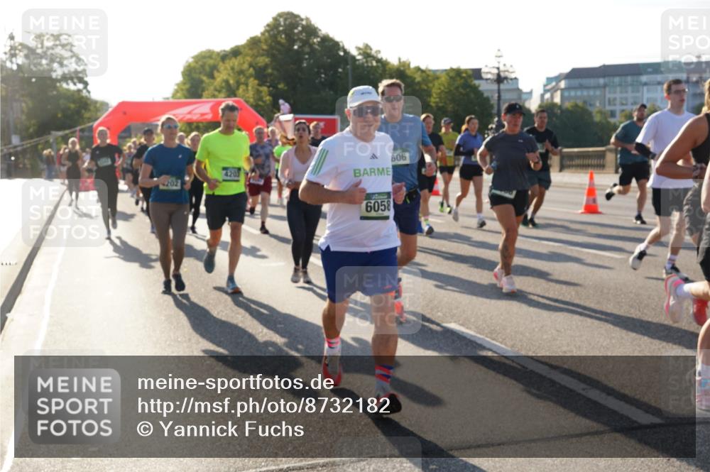 07.09.2025 - BARMER Alsterlauf Yannick Fuchs http://msf.ph/oto/8732182 07.09.2025 09:03:21 Laufen 4205, 202, 6058, 606 meine-sportfotos.de