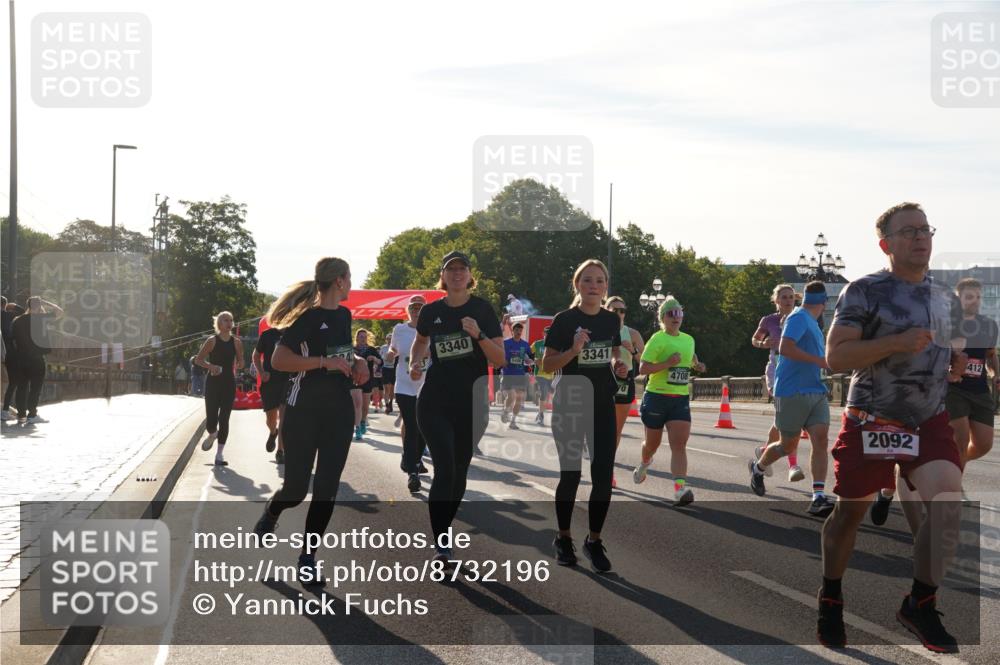 07.09.2025 - BARMER Alsterlauf Yannick Fuchs http://msf.ph/oto/8732196 07.09.2025 09:03:24 Laufen 3340, 5408, 3341, 4708, 2092, 412 meine-sportfotos.de