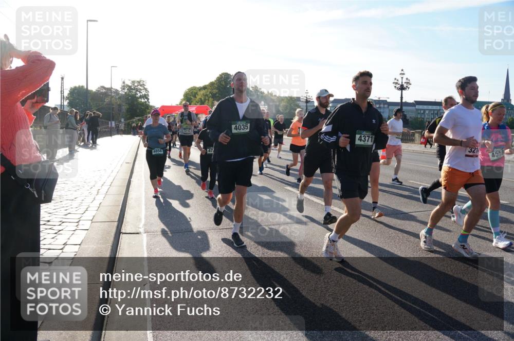 07.09.2025 - BARMER Alsterlauf Yannick Fuchs http://msf.ph/oto/8732232 07.09.2025 09:03:39 Laufen 4858, 5733, 47, 4035, 4371, 3214, 4559 meine-sportfotos.de