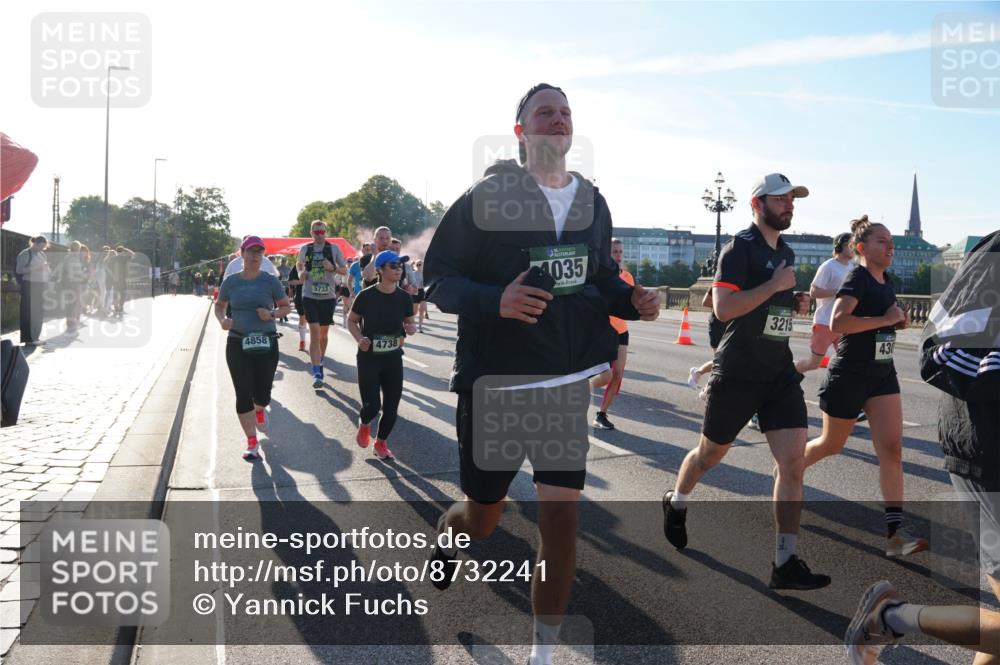 07.09.2025 - BARMER Alsterlauf Yannick Fuchs http://msf.ph/oto/8732241 07.09.2025 09:03:40 Laufen 4858, 5733, 4738, 4035, 3215, 430 meine-sportfotos.de