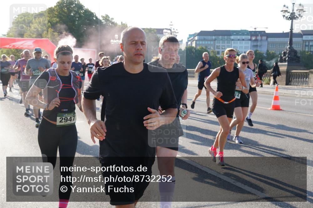 07.09.2025 - BARMER Alsterlauf Yannick Fuchs http://msf.ph/oto/8732252 07.09.2025 09:03:43 Laufen 2061, 2941, 14 meine-sportfotos.de