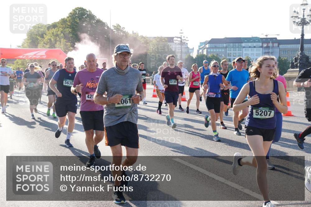 07.09.2025 - BARMER Alsterlauf Yannick Fuchs http://msf.ph/oto/8732270 07.09.2025 09:03:45 Laufen 383, 555, 5639, 425, 2061, 6189, 3252, 829, 5207 meine-sportfotos.de