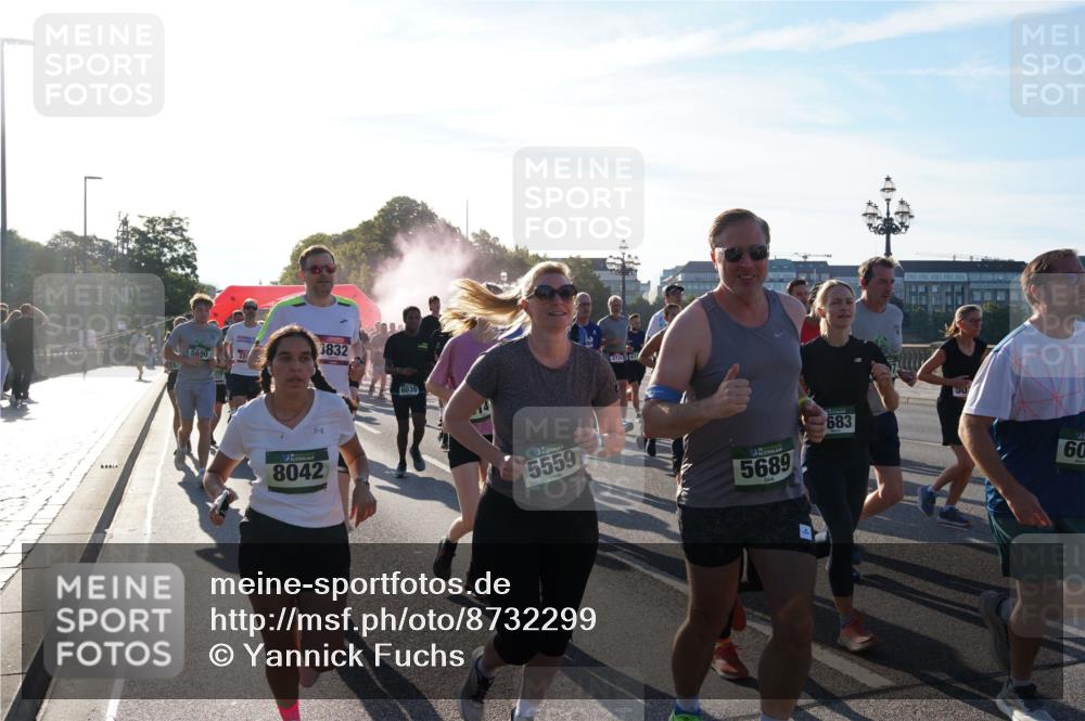 07.09.2025 - BARMER Alsterlauf Yannick Fuchs http://msf.ph/oto/8732299 07.09.2025 09:03:49 Laufen 5690, 8042, 3832, 6039, 5559, 2731, 474, 5689, 683, 60 meine-sportfotos.de