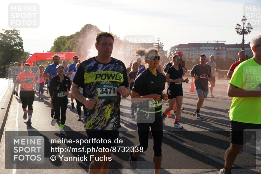 07.09.2025 - BARMER Alsterlauf Yannick Fuchs http://msf.ph/oto/8732338 07.09.2025 09:03:55 Laufen 8041, 6344, 3471, 3470, 3050 meine-sportfotos.de