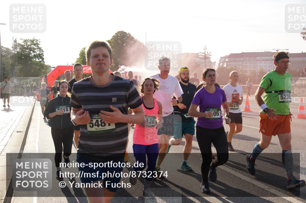 07.09.2025 - BARMER Alsterlauf Yannick Fuchs http://msf.ph/oto/8732374 07.09.2025 09:03:59 Laufen 4803, 18, 136, 8, 548, 328, 05, 3379, 5236 meine-sportfotos.de