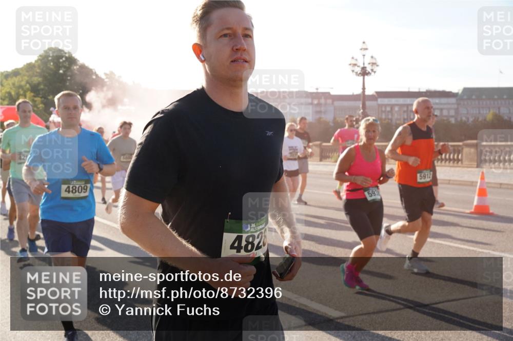 07.09.2025 - BARMER Alsterlauf Yannick Fuchs http://msf.ph/oto/8732396 07.09.2025 09:04:02 Laufen 4809, 1036, 482, 593, 5912 meine-sportfotos.de