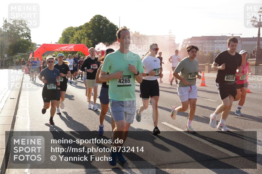 07.09.2025 - BARMER Alsterlauf Yannick Fuchs http://msf.ph/oto/8732414 07.09.2025 09:04:03 Laufen 5379, 5087, 4265, 5804, 8035, 3253 meine-sportfotos.de