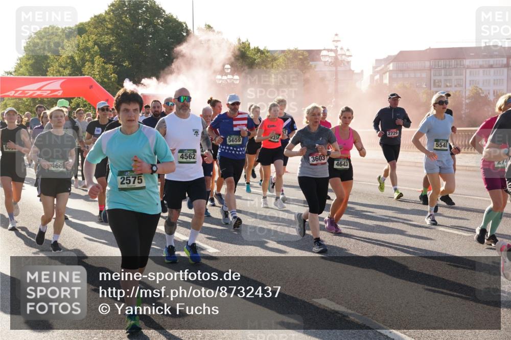 07.09.2025 - BARMER Alsterlauf Yannick Fuchs http://msf.ph/oto/8732437 07.09.2025 09:04:07 Laufen 580, 4669, 2575, 4562, 5659, 3603, 4643, 2729, 5548 meine-sportfotos.de
