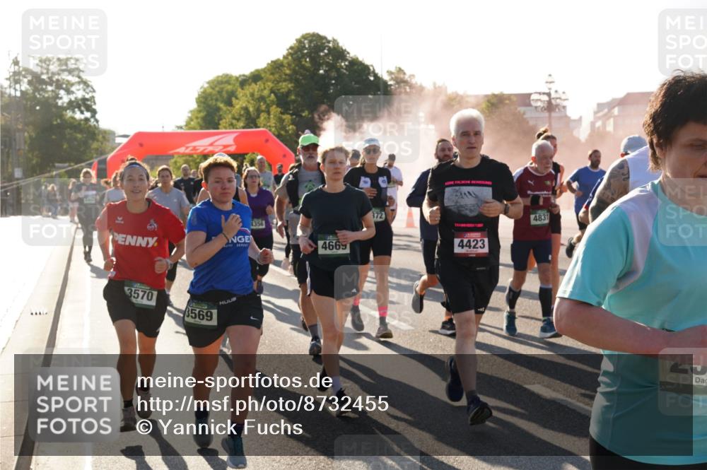 07.09.2025 - BARMER Alsterlauf Yannick Fuchs http://msf.ph/oto/8732455 07.09.2025 09:04:09 Laufen 4356, 4669, 3570, 3569, 372, 4423, 4831 meine-sportfotos.de