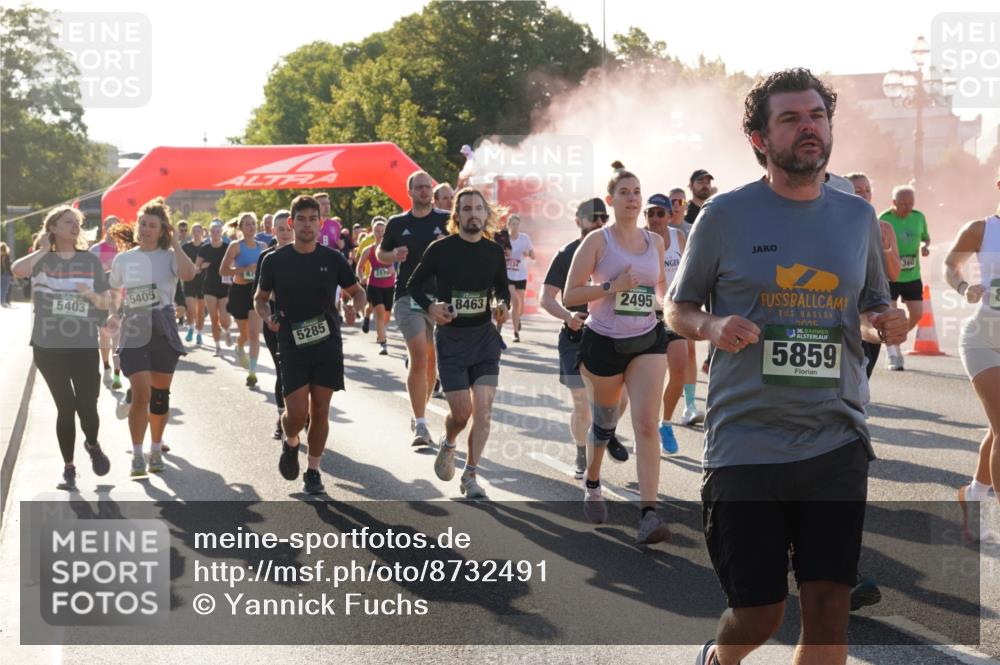 07.09.2025 - BARMER Alsterlauf Yannick Fuchs http://msf.ph/oto/8732491 07.09.2025 09:04:13 Laufen 5403, 5405, 5285, 8463, 2495, 2025, 36, 5859, 360 meine-sportfotos.de