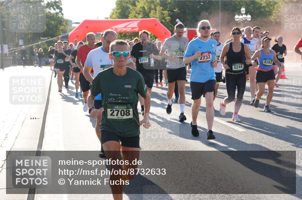 07.09.2025 - BARMER Alsterlauf Yannick Fuchs http://msf.ph/oto/8732633 07.09.2025 09:04:34 Laufen 44414, 3960, 35, 36, 2708, 5251, 8361, 2732, 5244, 8283 meine-sportfotos.de