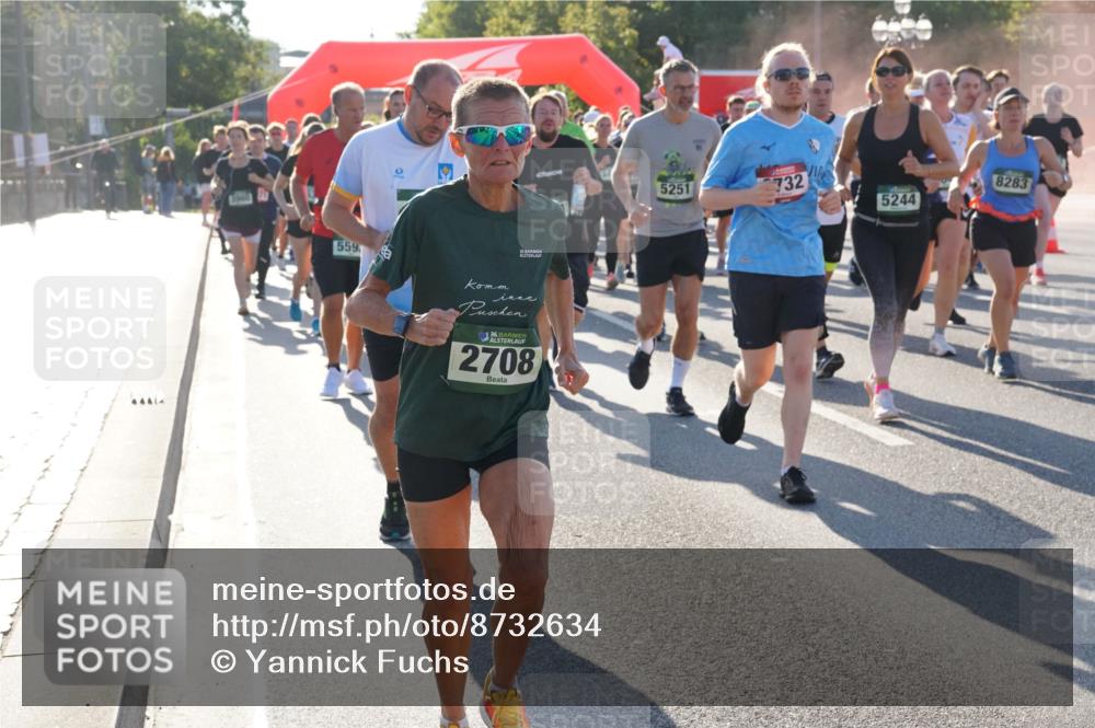 07.09.2025 - BARMER Alsterlauf Yannick Fuchs http://msf.ph/oto/8732634 07.09.2025 09:04:34 Laufen 44414, 559, 35, 36, 2708, 5251, 732, 8283, 5244 meine-sportfotos.de