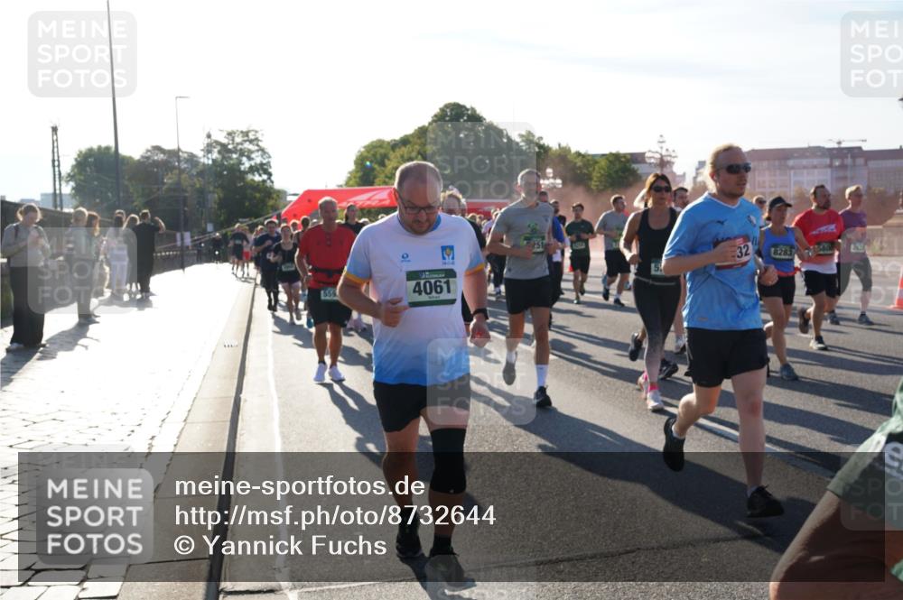 07.09.2025 - BARMER Alsterlauf Yannick Fuchs http://msf.ph/oto/8732644 07.09.2025 09:04:35 Laufen 1971, 4061, 32, 8283580, 26330 meine-sportfotos.de