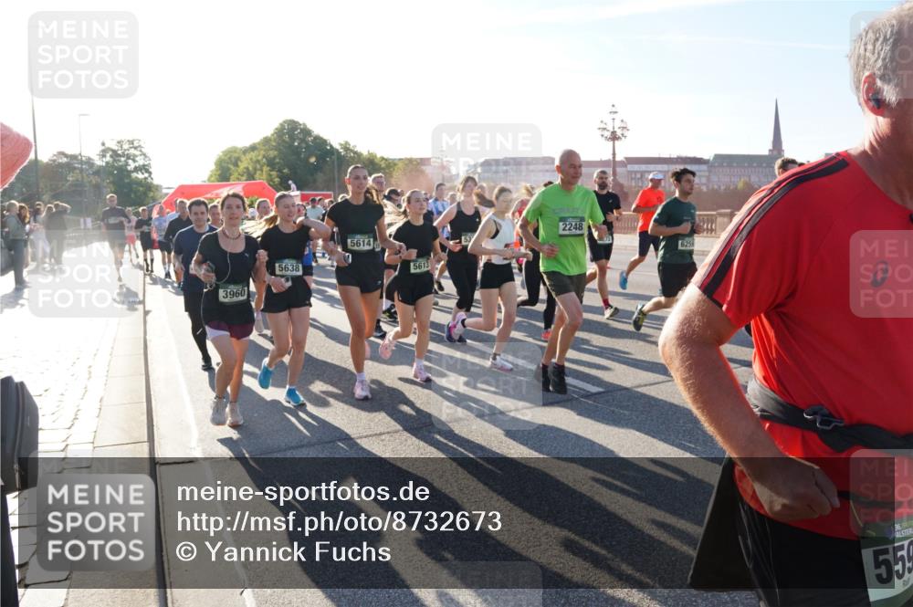 07.09.2025 - BARMER Alsterlauf Yannick Fuchs http://msf.ph/oto/8732673 07.09.2025 09:04:39 Laufen 3960, 5638, 5614, 2248, 6259, 5613, 36, 559 meine-sportfotos.de