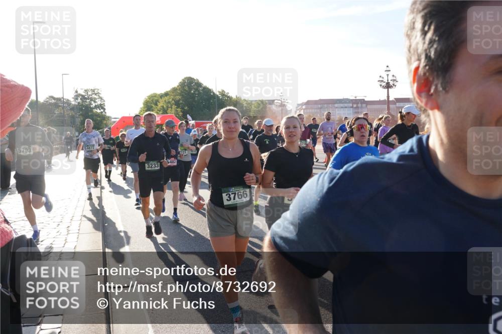 07.09.2025 - BARMER Alsterlauf Yannick Fuchs http://msf.ph/oto/8732692 07.09.2025 09:04:41 Laufen 15793, 4872, 43, 3233, 482, 3766, 719 meine-sportfotos.de