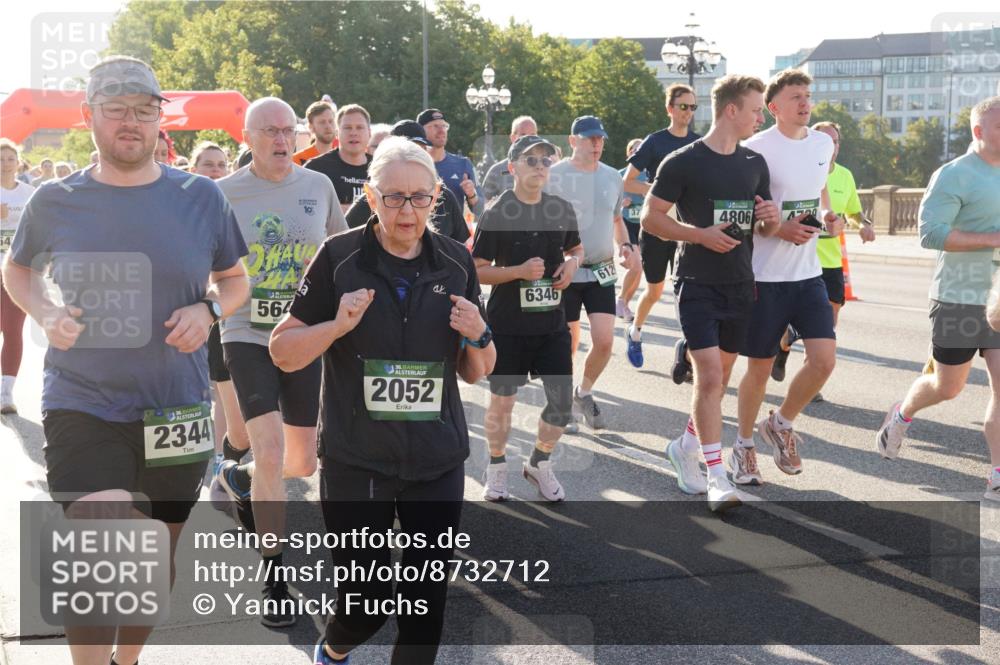 07.09.2025 - BARMER Alsterlauf Yannick Fuchs http://msf.ph/oto/8732712 07.09.2025 09:04:59 Laufen 54, 2344, 10, 564, 136, 2052, 4806, 20, 612, 6346 meine-sportfotos.de