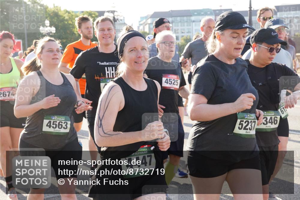 07.09.2025 - BARMER Alsterlauf Yannick Fuchs http://msf.ph/oto/8732719 07.09.2025 09:05:01 Laufen 2674, 36, 4563, 4447, 4525, 36, 36, 5237, 346, 61 meine-sportfotos.de