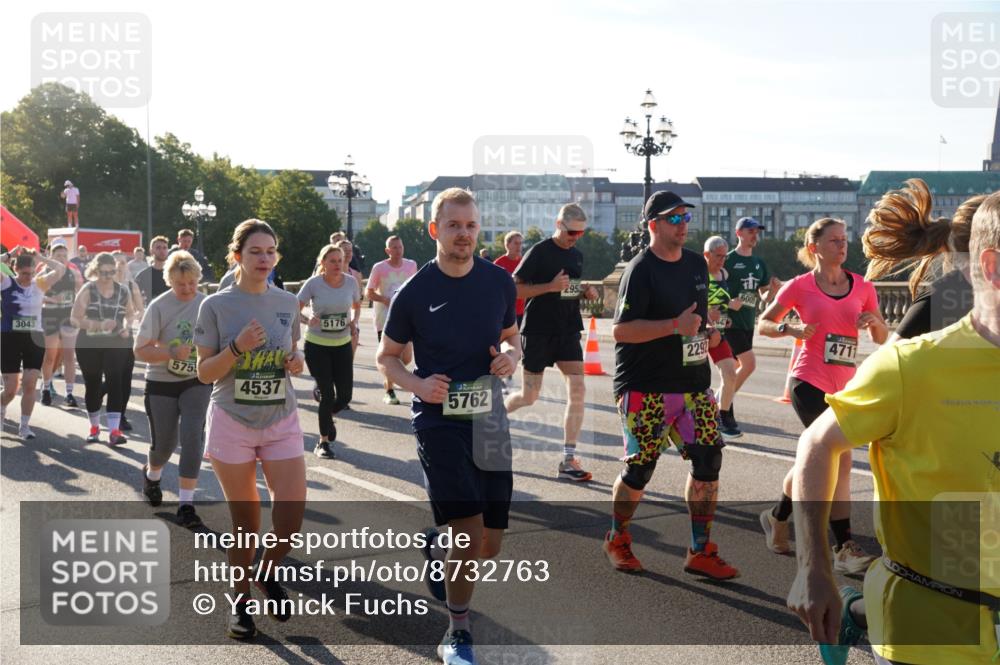 07.09.2025 - BARMER Alsterlauf Yannick Fuchs http://msf.ph/oto/8732763 07.09.2025 09:05:08 Laufen 3043, 575, 4537, 5176, 5762, 295, 6005, 2292, 44, 4711 meine-sportfotos.de