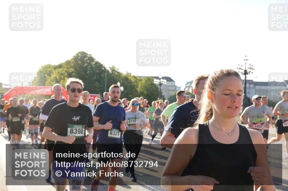 07.09.2025 - BARMER Alsterlauf Yannick Fuchs http://msf.ph/oto/8732794 07.09.2025 09:05:15 Laufen 4720, 8398, 6327, 2459 meine-sportfotos.de