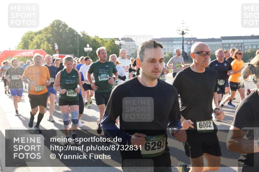 07.09.2025 - BARMER Alsterlauf Yannick Fuchs http://msf.ph/oto/8732831 07.09.2025 09:05:20 Laufen 6194, 4713, 02, 5097, 5098, 056, 335, 606, 5031, 1636, 6293, 6002, 373 meine-sportfotos.de