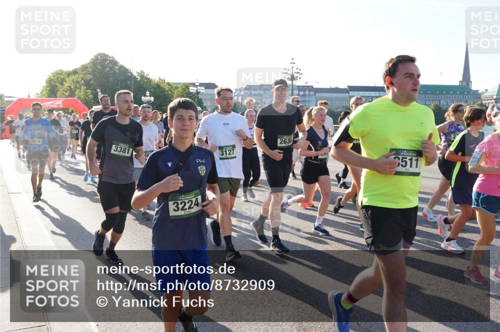 07.09.2025 - BARMER Alsterlauf Yannick Fuchs http://msf.ph/oto/8732909 07.09.2025 09:05:49 Laufen 5978, 5201, 3381, 3127, 2638, 3224, 136, 3511 meine-sportfotos.de