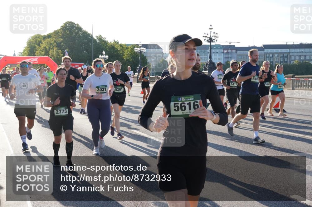 07.09.2025 - BARMER Alsterlauf Yannick Fuchs http://msf.ph/oto/8732933 07.09.2025 09:05:53 Laufen 6003, 1410, 2773, 3031, 5201, 136, 5616, 5477, 5419, 610, 5060, 4641 meine-sportfotos.de
