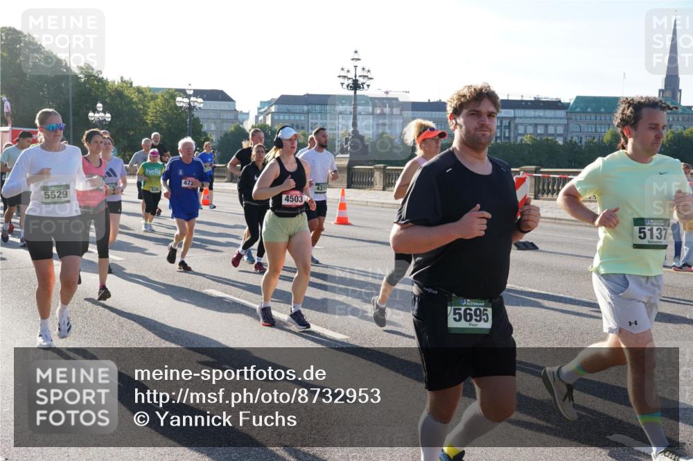 07.09.2025 - BARMER Alsterlauf Yannick Fuchs http://msf.ph/oto/8732953 07.09.2025 09:05:56 Laufen 5529, 626, 473, 4503, 4319, 117, 5695, 5137 meine-sportfotos.de