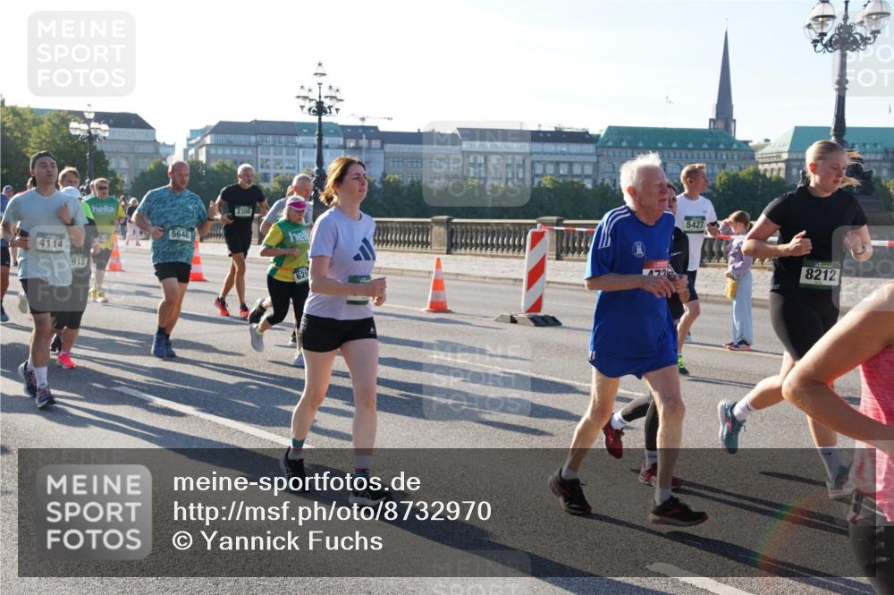 07.09.2025 - BARMER Alsterlauf Yannick Fuchs http://msf.ph/oto/8732970 07.09.2025 09:05:58 Laufen 4114, 915, 5646, 2300, 4736, 5427, 8212 meine-sportfotos.de
