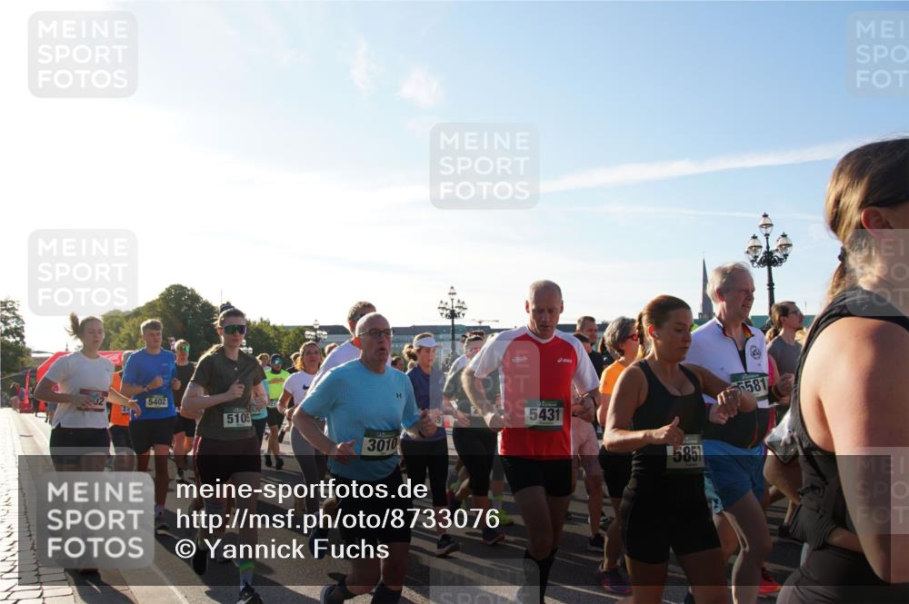 07.09.2025 - BARMER Alsterlauf Yannick Fuchs http://msf.ph/oto/8733076 07.09.2025 09:06:24 Laufen 5402, 5105, 3010, 5431, 5857, 581 meine-sportfotos.de