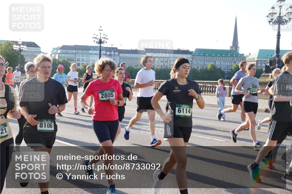 07.09.2025 - BARMER Alsterlauf Yannick Fuchs http://msf.ph/oto/8733092 07.09.2025 09:06:27 Laufen 21, 8106, 2805, 6114, 2933 meine-sportfotos.de