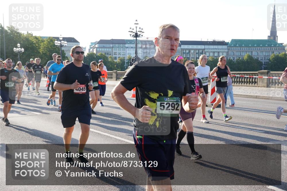 07.09.2025 - BARMER Alsterlauf Yannick Fuchs http://msf.ph/oto/8733129 07.09.2025 09:06:29 Laufen 3687, 4045, 3274, 36, 5292, 5594, 5595 meine-sportfotos.de
