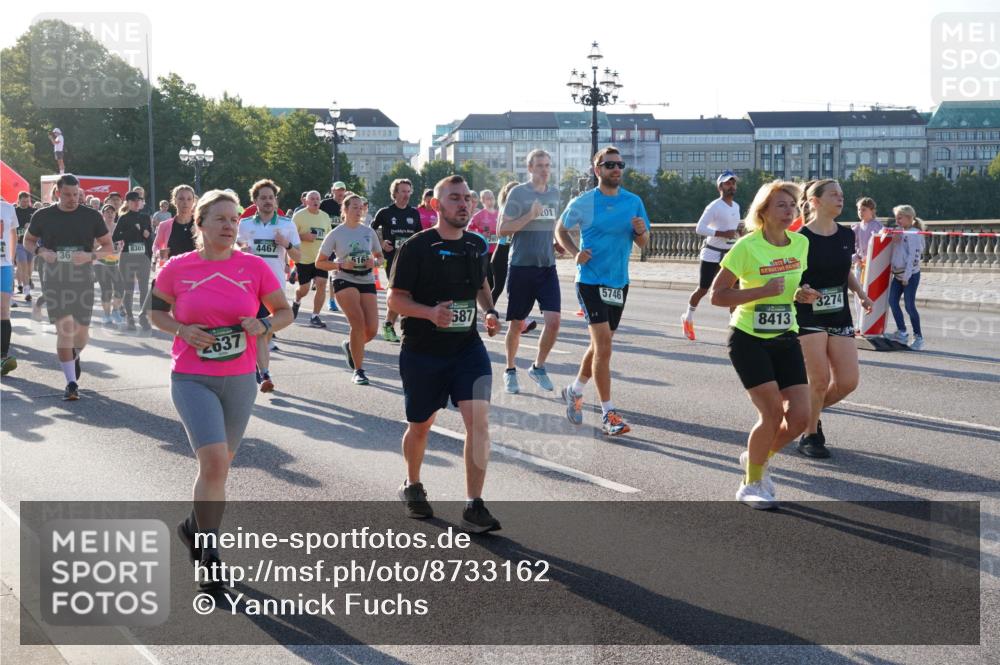 07.09.2025 - BARMER Alsterlauf Yannick Fuchs http://msf.ph/oto/8733162 07.09.2025 09:06:31 Laufen 8301, 36, 2637, 4467, 516, 201, 587, 5746, 8413, 3274 meine-sportfotos.de