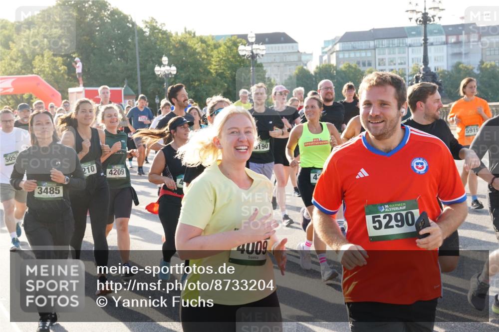 07.09.2025 - BARMER Alsterlauf Yannick Fuchs http://msf.ph/oto/8733204 07.09.2025 09:06:37 Laufen 505, 3485, 210, 4209, 3721, 190, 4009, 4, 36, 5290, 5919 meine-sportfotos.de