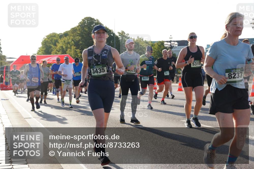 07.09.2025 - BARMER Alsterlauf Yannick Fuchs http://msf.ph/oto/8733263 07.09.2025 09:06:45 Laufen 2469, 5563, 3508, 3435, 18, 1, 5816, 8021, 5315, 36, 8237 meine-sportfotos.de