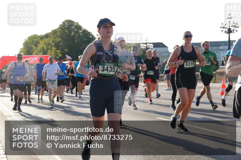 07.09.2025 - BARMER Alsterlauf Yannick Fuchs http://msf.ph/oto/8733275 07.09.2025 09:06:45 Laufen 2469, 36, 34352, 021, 5816, 5315, 09 meine-sportfotos.de