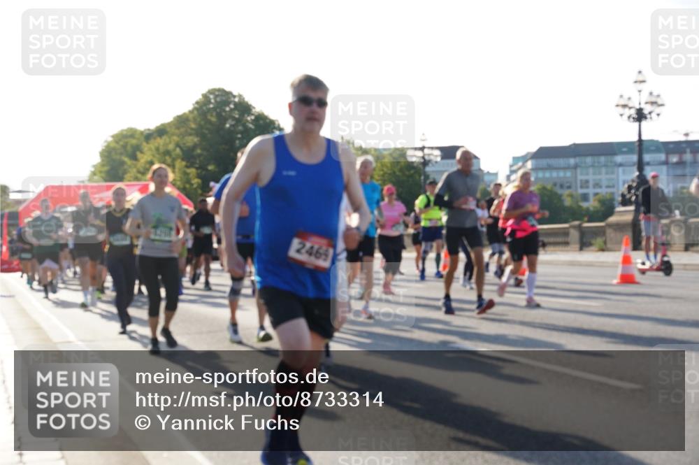 07.09.2025 - BARMER Alsterlauf Yannick Fuchs http://msf.ph/oto/8733314 07.09.2025 09:06:48 Laufen 2469 meine-sportfotos.de