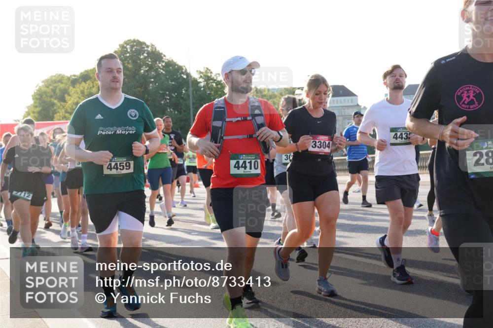 07.09.2025 - BARMER Alsterlauf Yannick Fuchs http://msf.ph/oto/8733413 07.09.2025 09:06:55 Laufen 2712, 4459, 4410, 30, 3304, 443, 8, 36, 28 meine-sportfotos.de