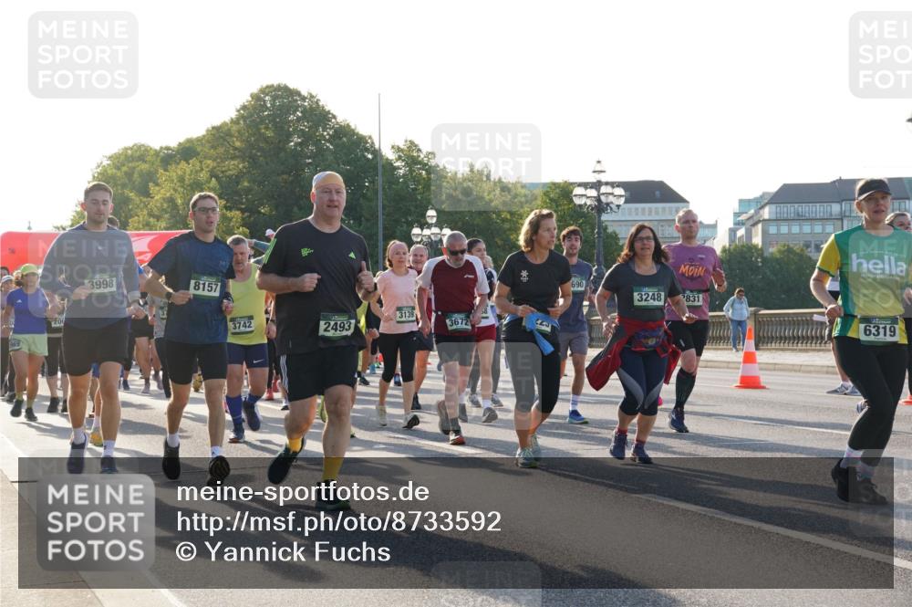 07.09.2025 - BARMER Alsterlauf Yannick Fuchs http://msf.ph/oto/8733592 07.09.2025 09:07:06 Laufen 200, 3998, 8157, 3139, 3742, 2493, 3672, 690, 3248, 831, 6319 meine-sportfotos.de