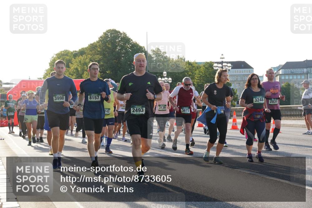 07.09.2025 - BARMER Alsterlauf Yannick Fuchs http://msf.ph/oto/8733605 07.09.2025 09:07:06 Laufen 2249, 3998, 8157, 30, 3139, 742, 2493, 3672, 3248, 2831 meine-sportfotos.de